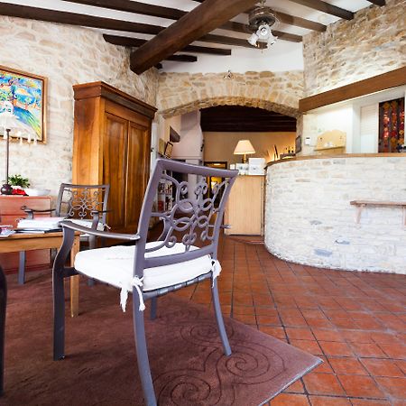 Logis Auberge De Tavel Bagian luar foto