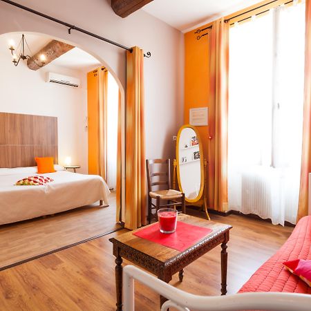 Logis Auberge De Tavel Bagian luar foto