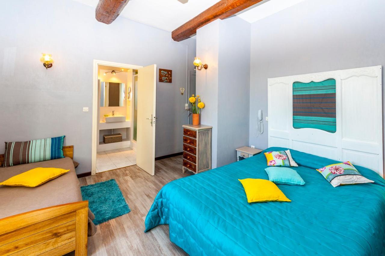 Logis Auberge De Tavel Bagian luar foto