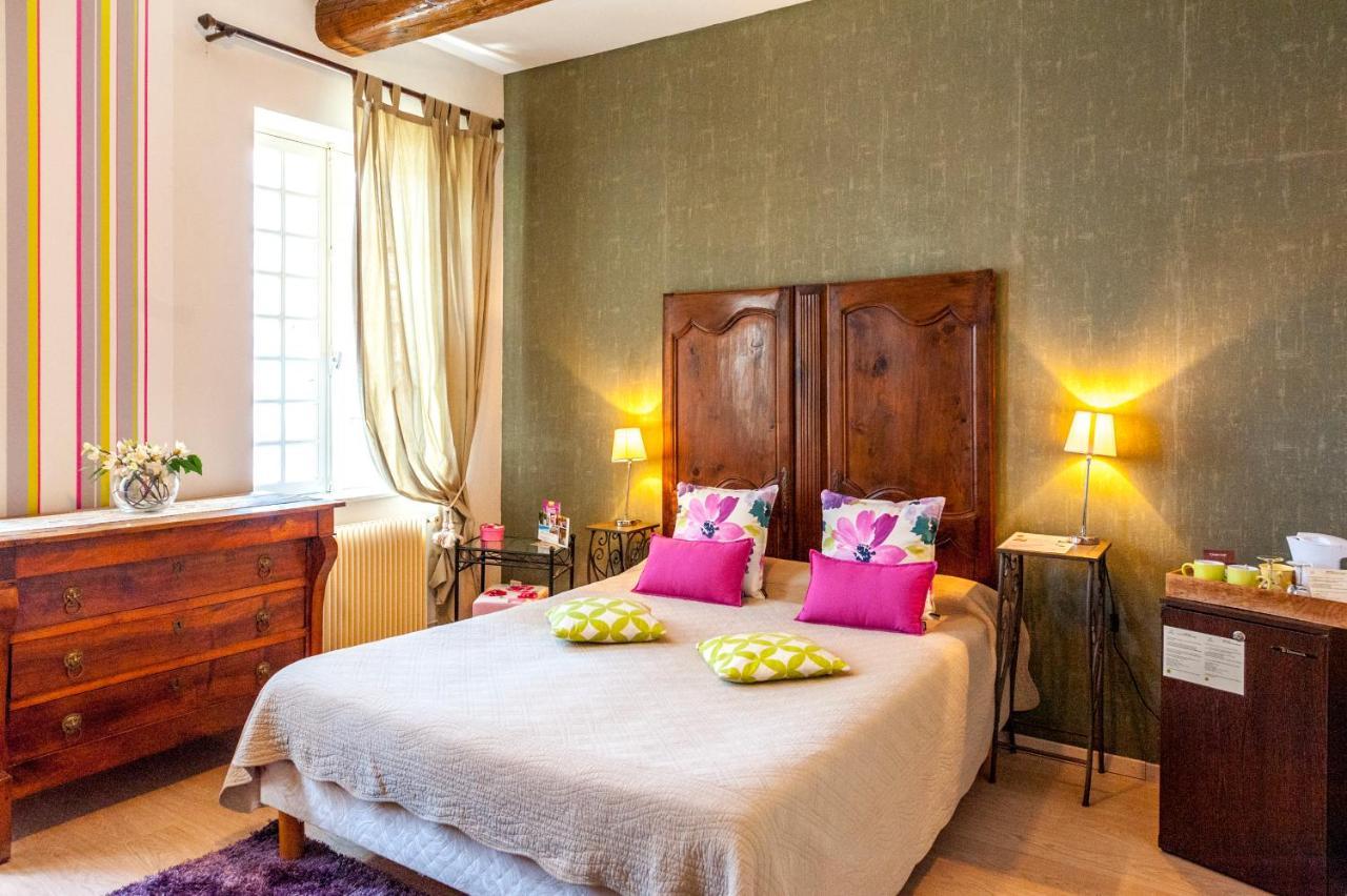 Logis Auberge De Tavel Bagian luar foto