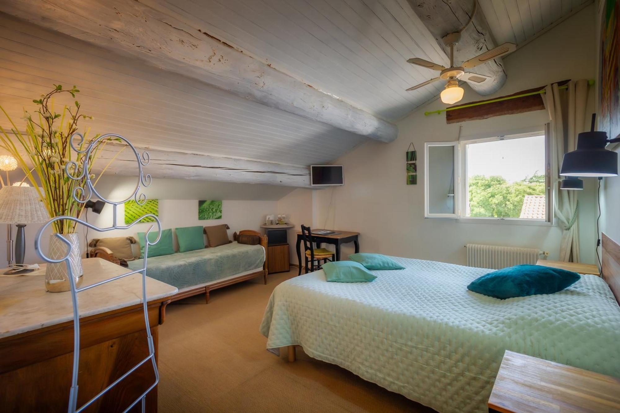 Logis Auberge De Tavel Bagian luar foto