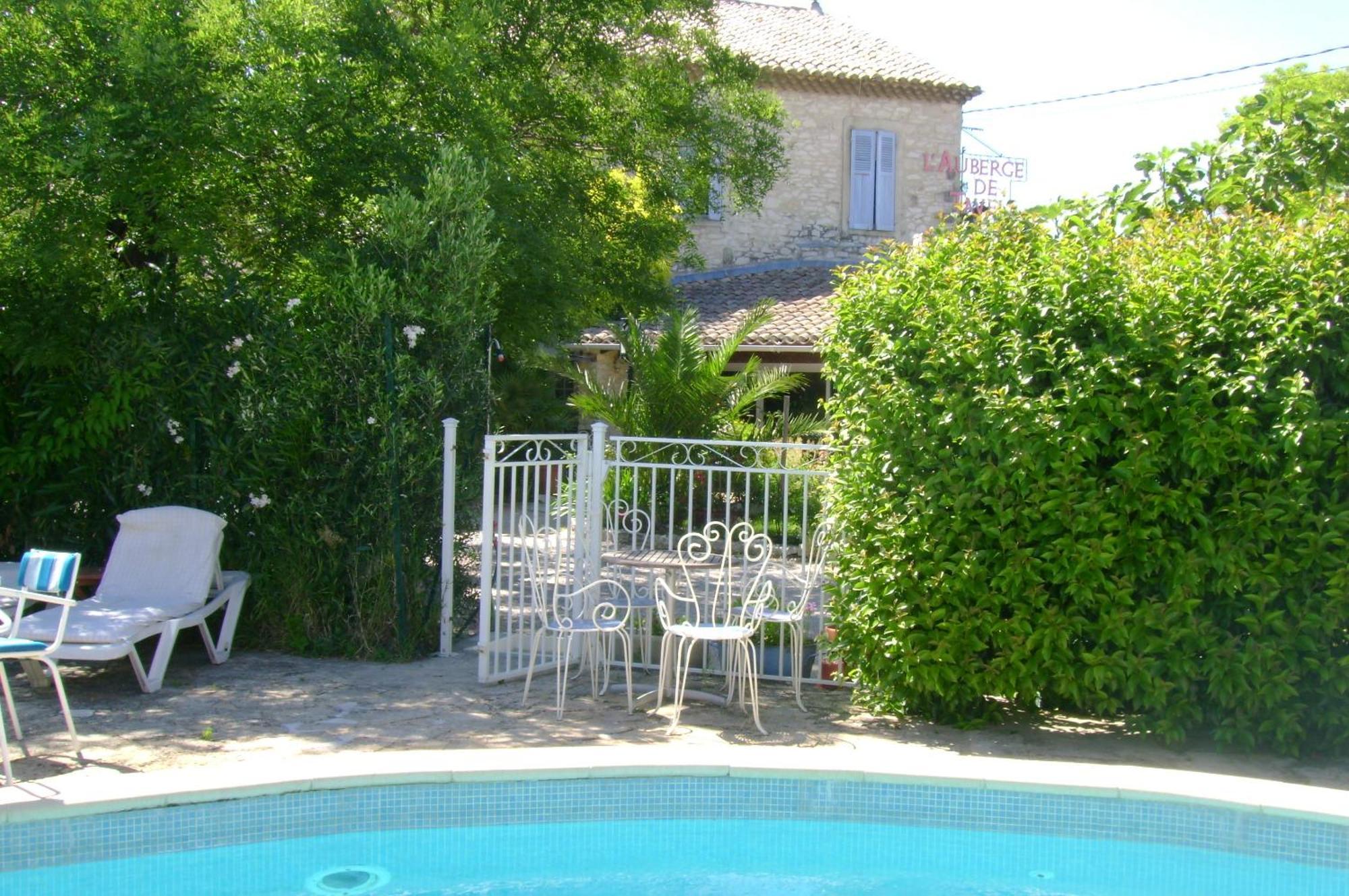Logis Auberge De Tavel Bagian luar foto